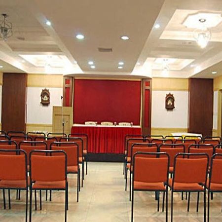 Pl A Residency Trichy Hotel Tiruchirappalli Bagian luar foto