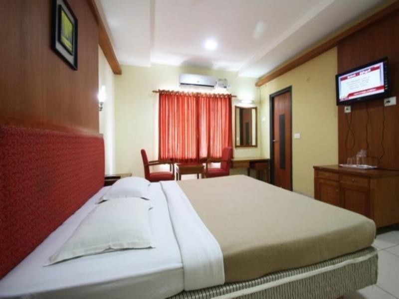 Pl A Residency Trichy Hotel Tiruchirappalli Bagian luar foto